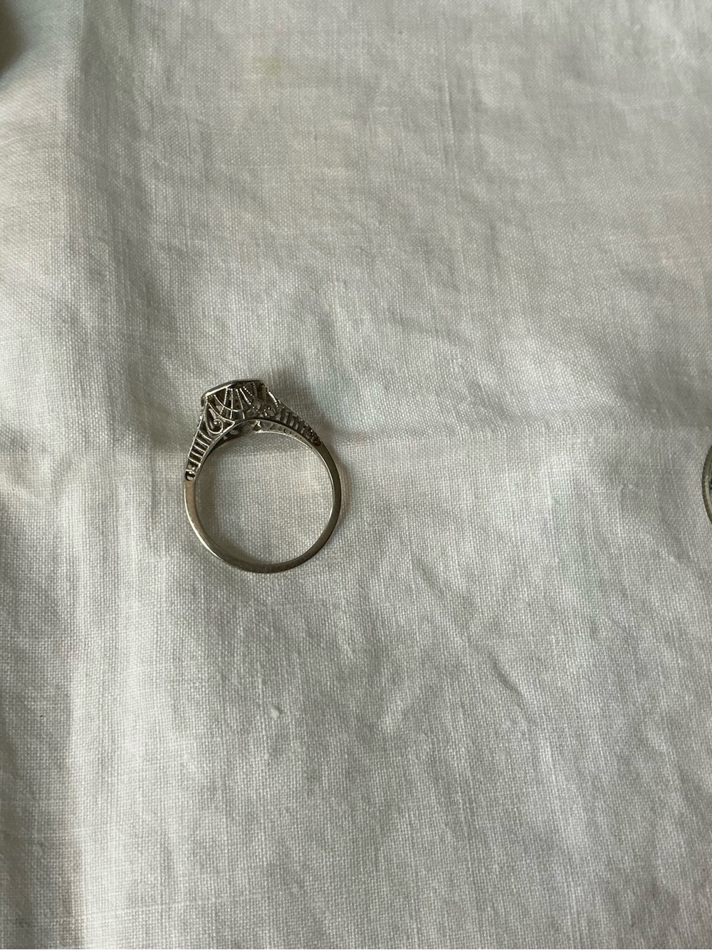 Vintage 18kt white gold diamond ring (135-2) - Picture 2 of 4